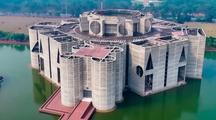 ঢাকার শেরে বাংলা নগরে জাতীয় সংসদ ভবন