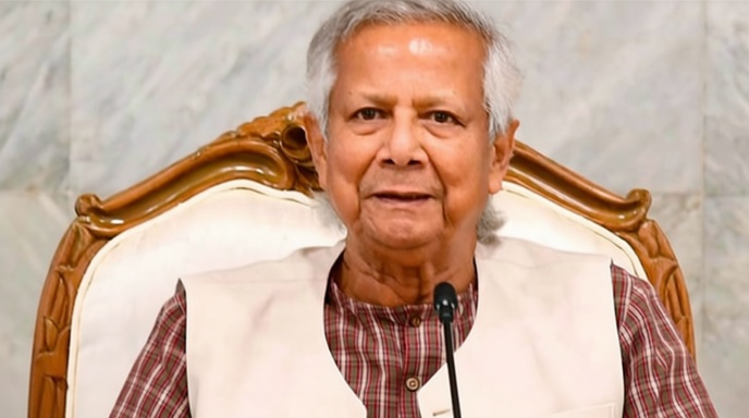 বিদায় বেলায় নিজের ভিআইপি সুবিধা নিশ্চিতে আইন পাল্টালেন ড. ইউনূস