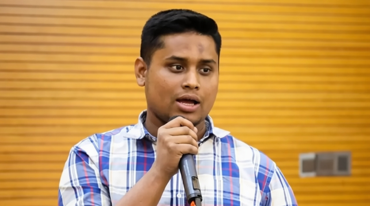 হাসনাত আব্দুল্লাহর ফেসবুক আইডি বাতিলের নেপথ্যে কি ভারতবিরোধী অবস্থান?