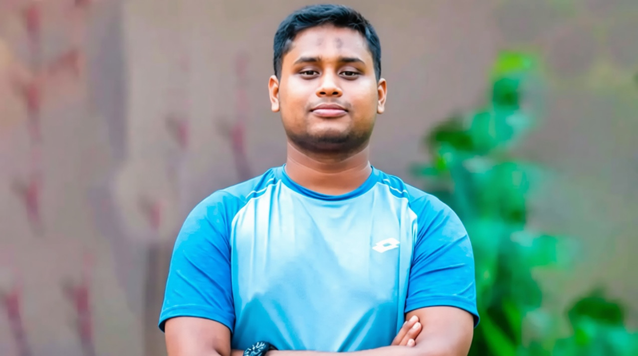 আইডি ডিসেবল হওয়ায় ভেরিফায়েড পেজে সক্রিয় হলেন হাসনাত আব্দুল্লাহ