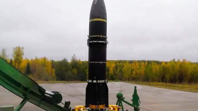 হুঁশিয়ারি দিচ্ছেন দিমিত্রি মেদভেদেভ