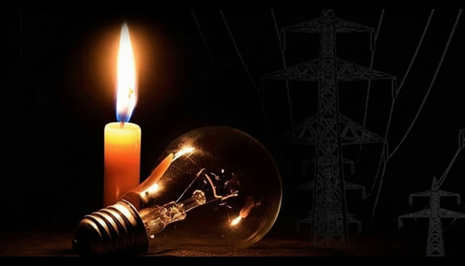 সিলেটে বিদ্যুতের খুঁটি রক্ষণাবেক্ষণ কাজ