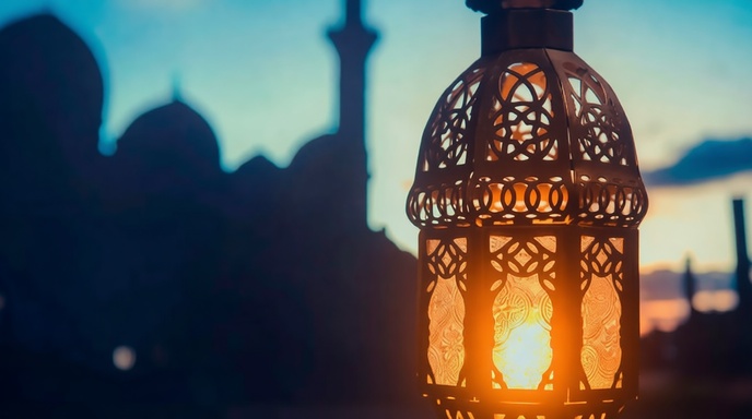 রমজান ও আত্মশুদ্ধির প্রতীকী চিত্র