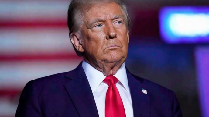 ডোনাল্ড ট্রাম্প ও পাকিস্তানের নেতৃত্বের প্রশংসা