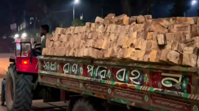 হবিগঞ্জে ট্রাক্টর-মোটরসাইকেল সংঘর্ষের ঘটনাস্থল